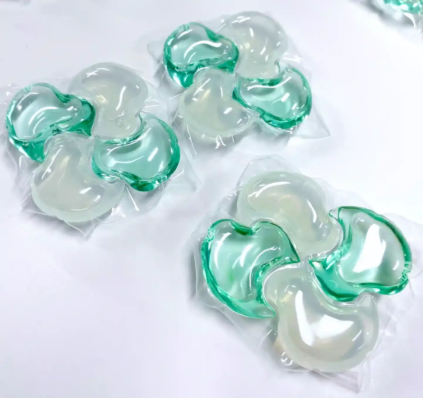 OEM/ODM 4-in-1 All-in-One Laundry Pods-Thumbnail-4